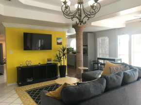 Cheerful 4 bedroom home with pool and BBQ area with 5th bedroom option